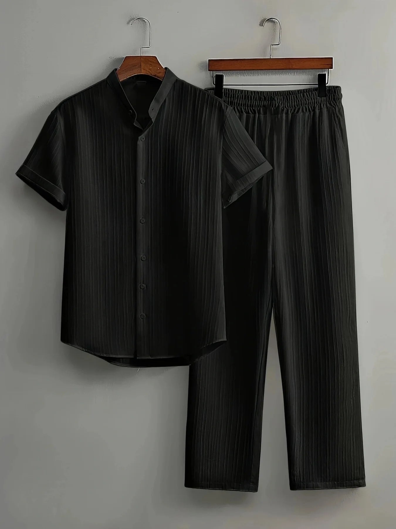 Stylish Men's Summer White Suit: Outdoor Travel Set with Short-Sleeved Shirt and Drawstring Pants