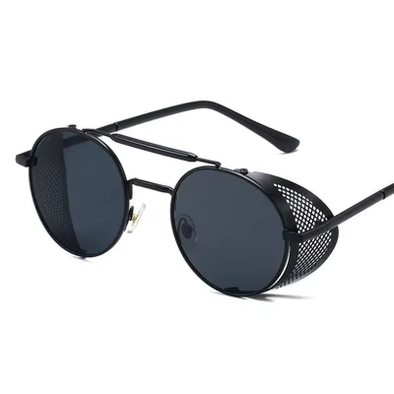 Trendy Round Steampunk Sunglasses for Men and Women - Lightweight Metal Frame with UV400 Protection in Stylish Gold Finish