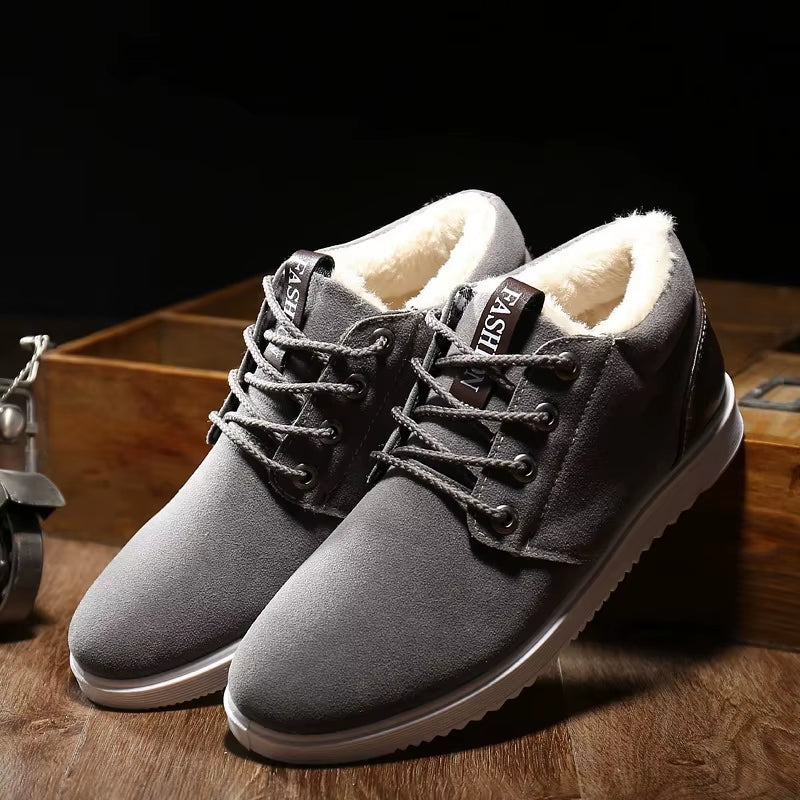 Step Into Comfort and Style with Our Classic Men's Winter Walking Snow Shoes