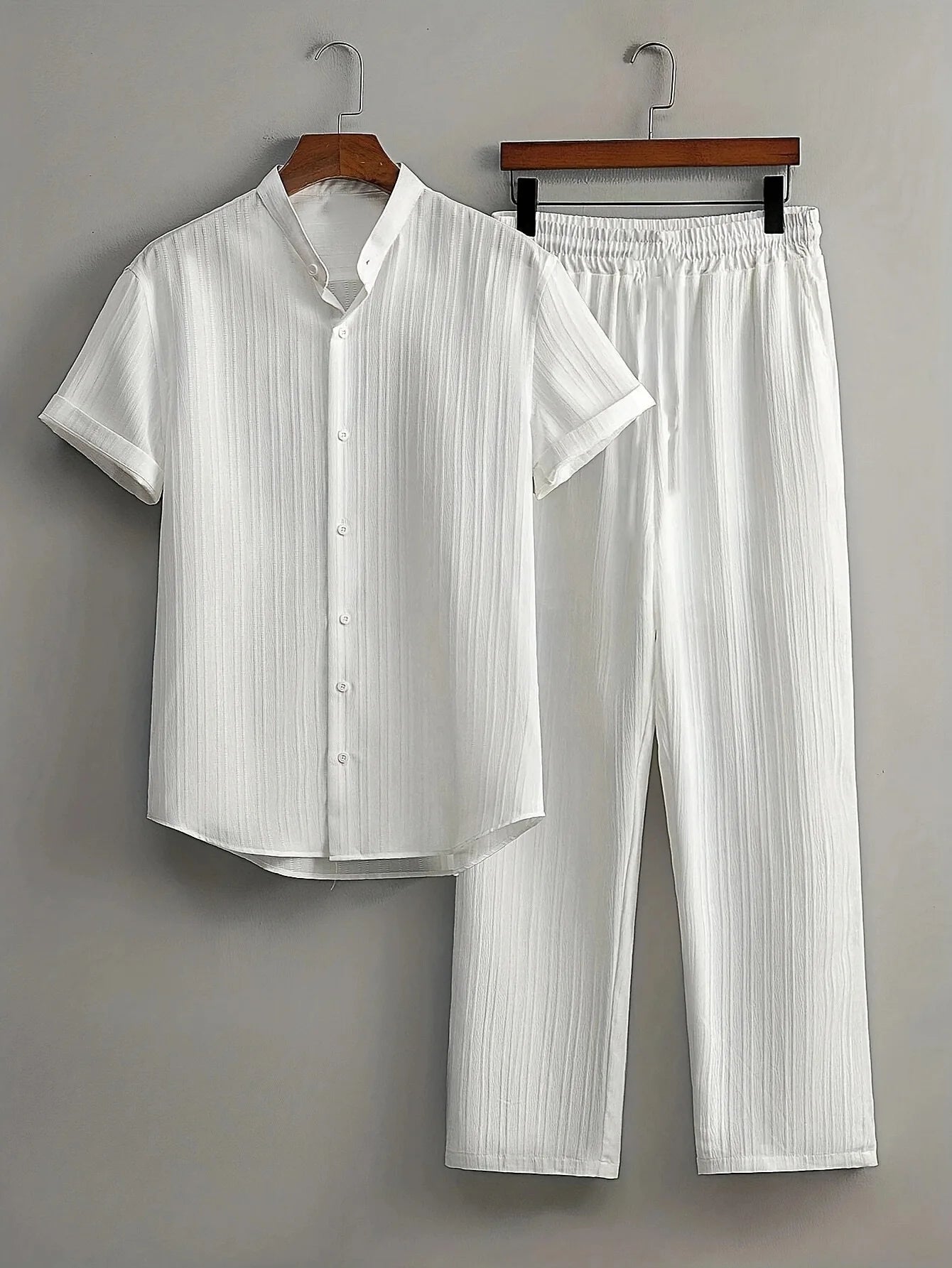 Stylish Men's Summer White Suit: Outdoor Travel Set with Short-Sleeved Shirt and Drawstring Pants